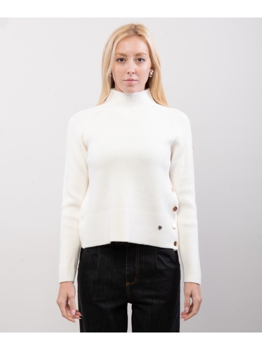 Maglione con bottoni laterali