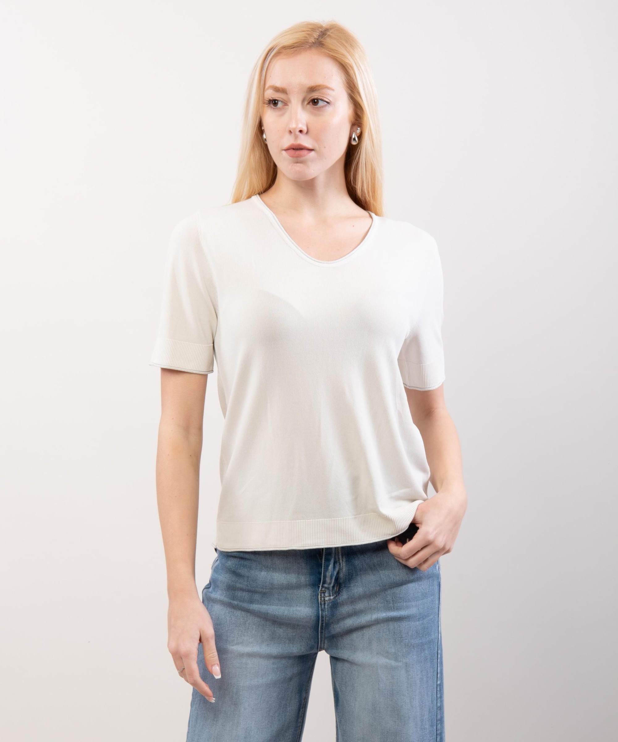 T-Shirt in Maglia scollo a V