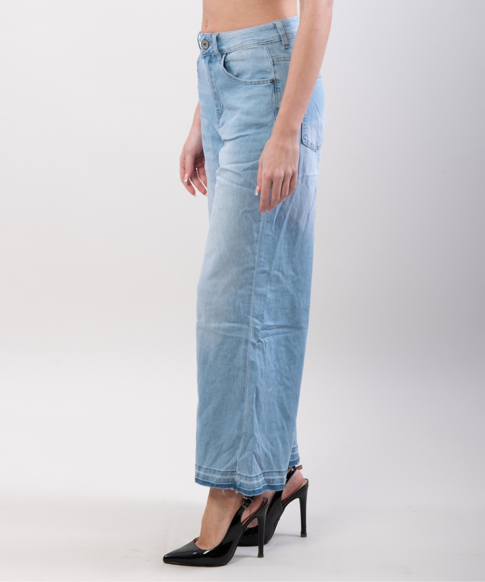 jeans a zampa lungo