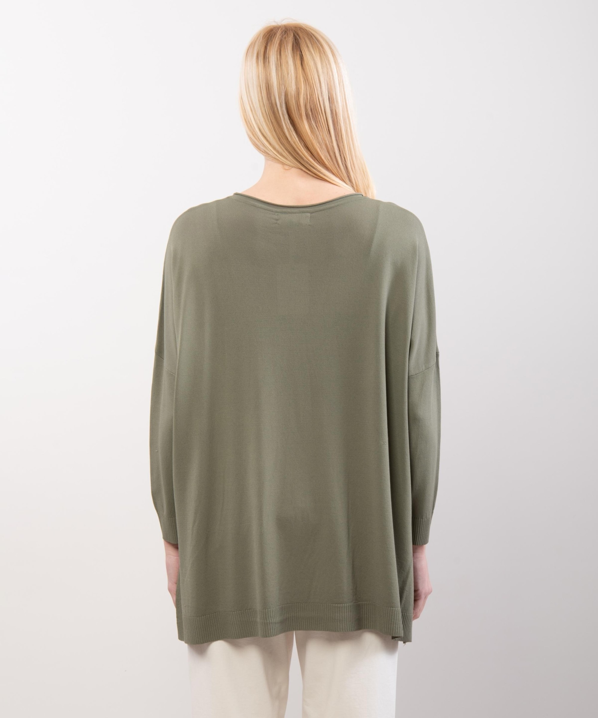 Maglia con Spacchi Laterali