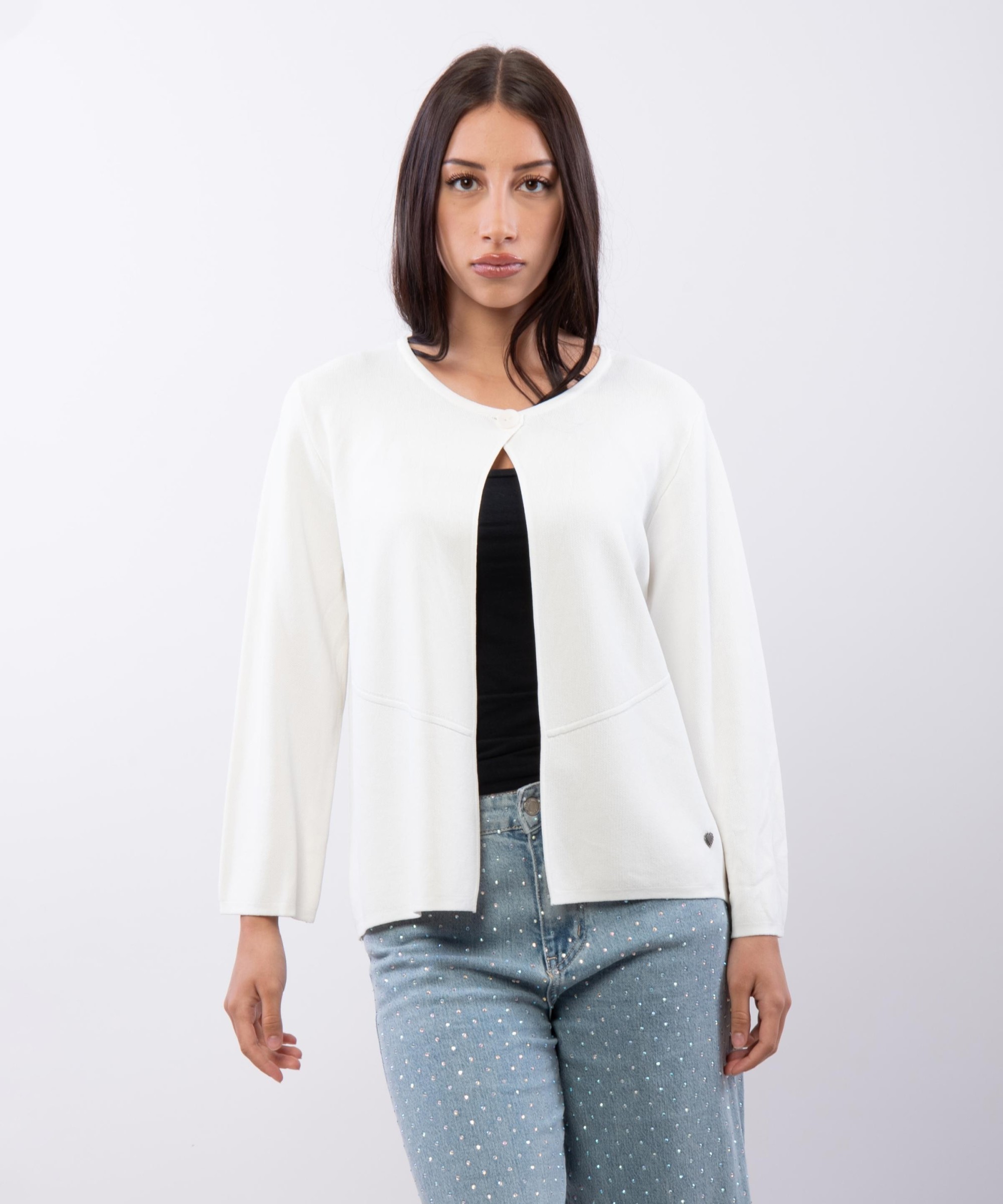 Copri spalle in maglia con bottone