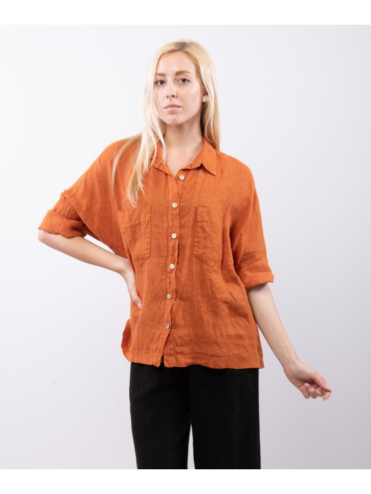 camicia con tasche davanti