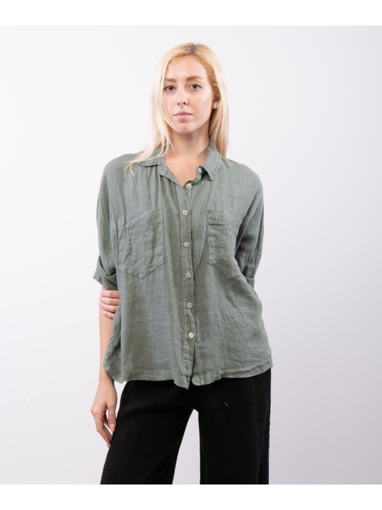 camicia con tasche davanti