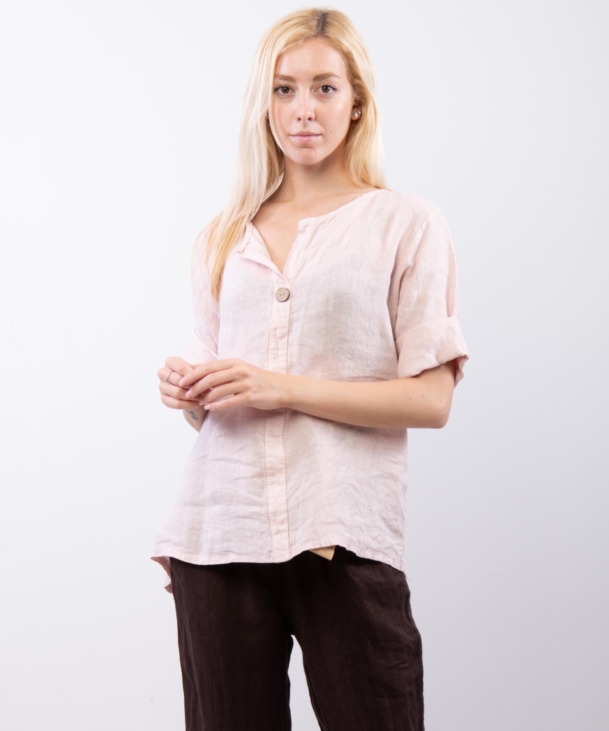 Blusa in Lino Scollo V con Bottone