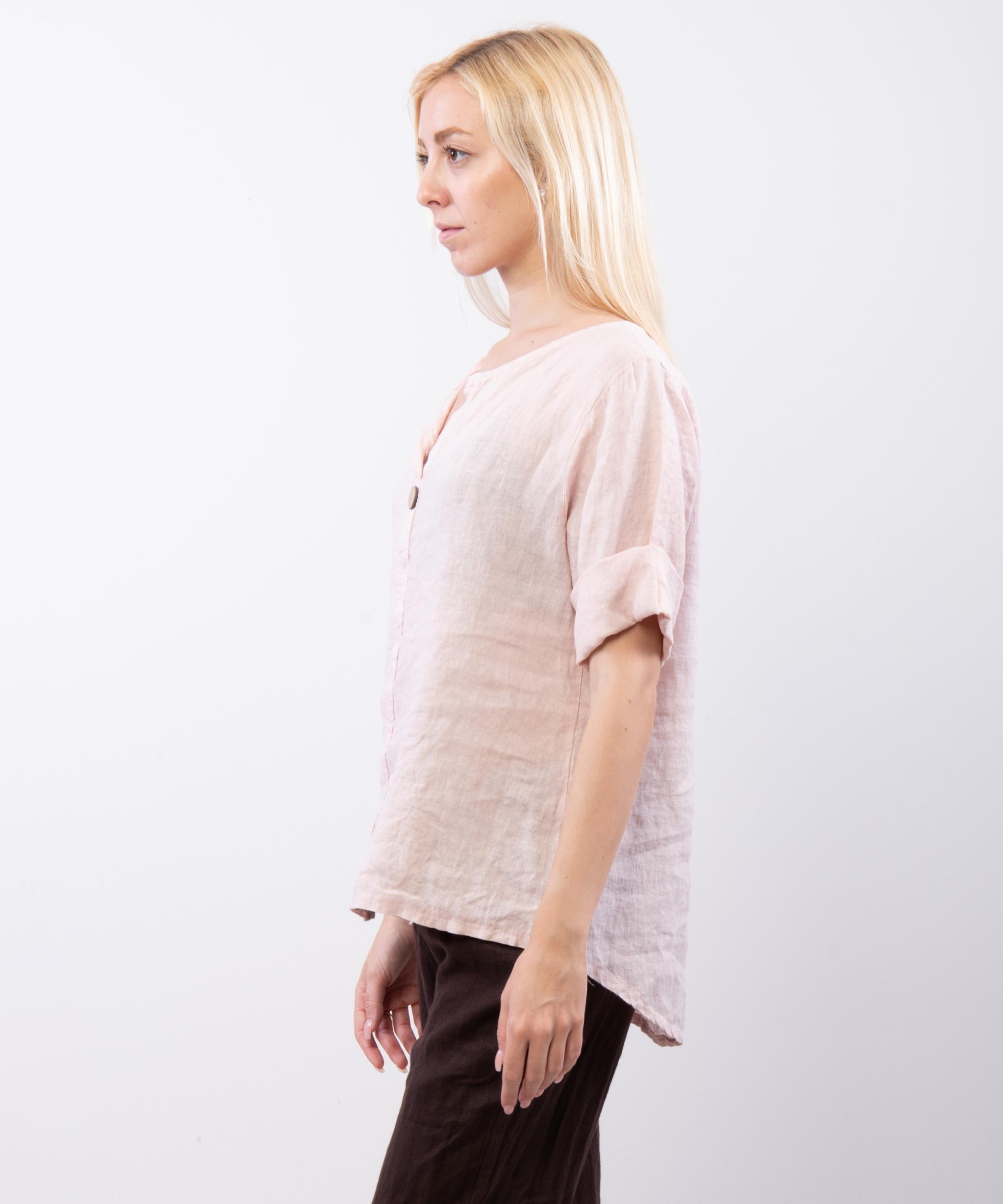 Blusa in Lino Scollo V con Bottone