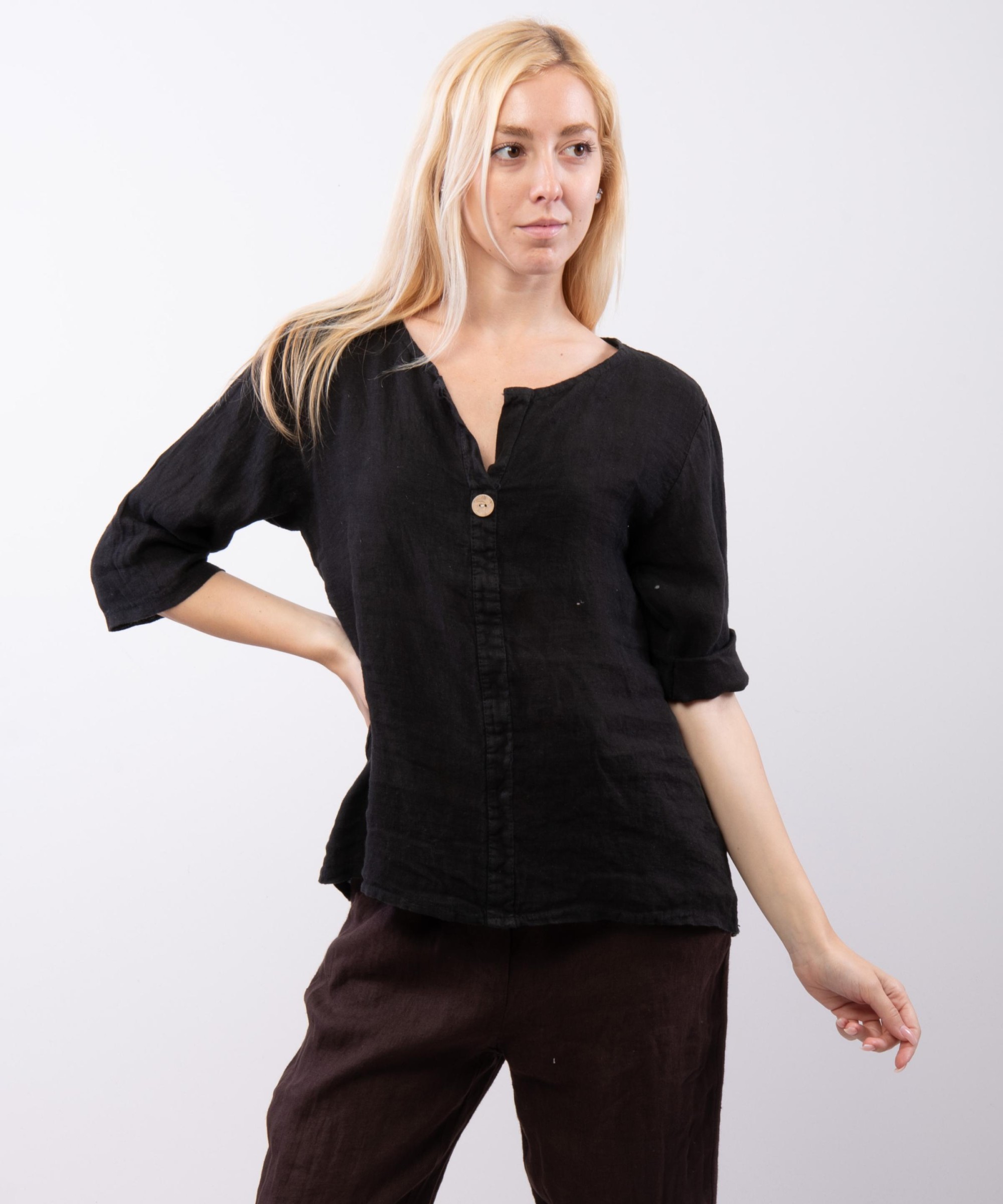 Blusa in Lino Scollo V con Bottone