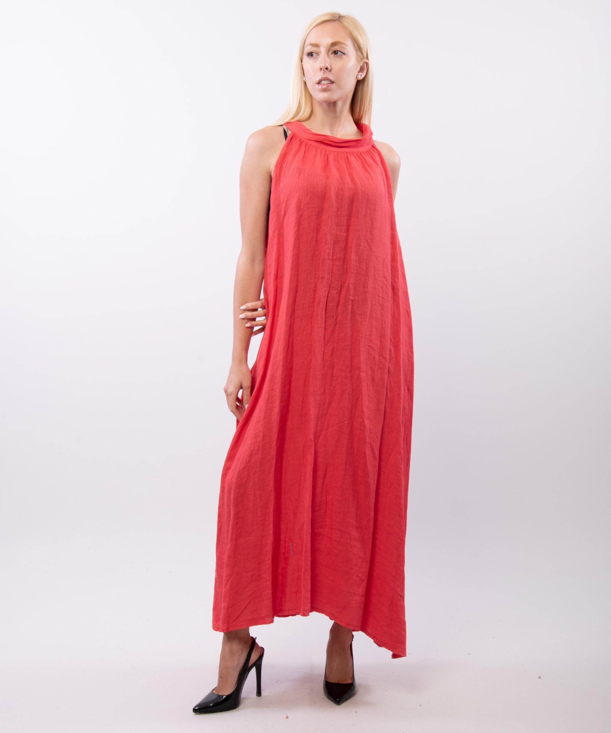 Abito Halter con bottoni dietro