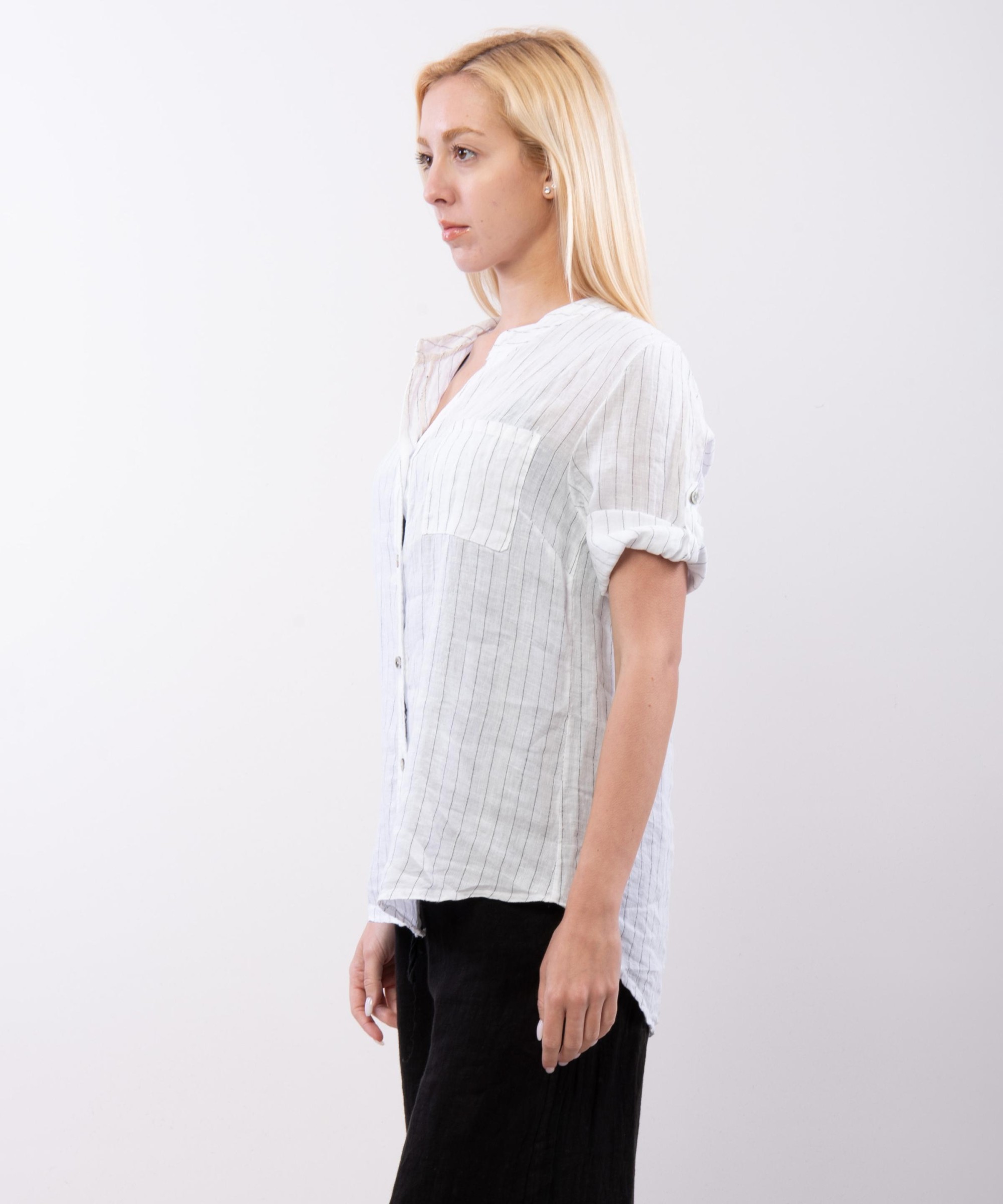 camicia con collo alla coreana a righe