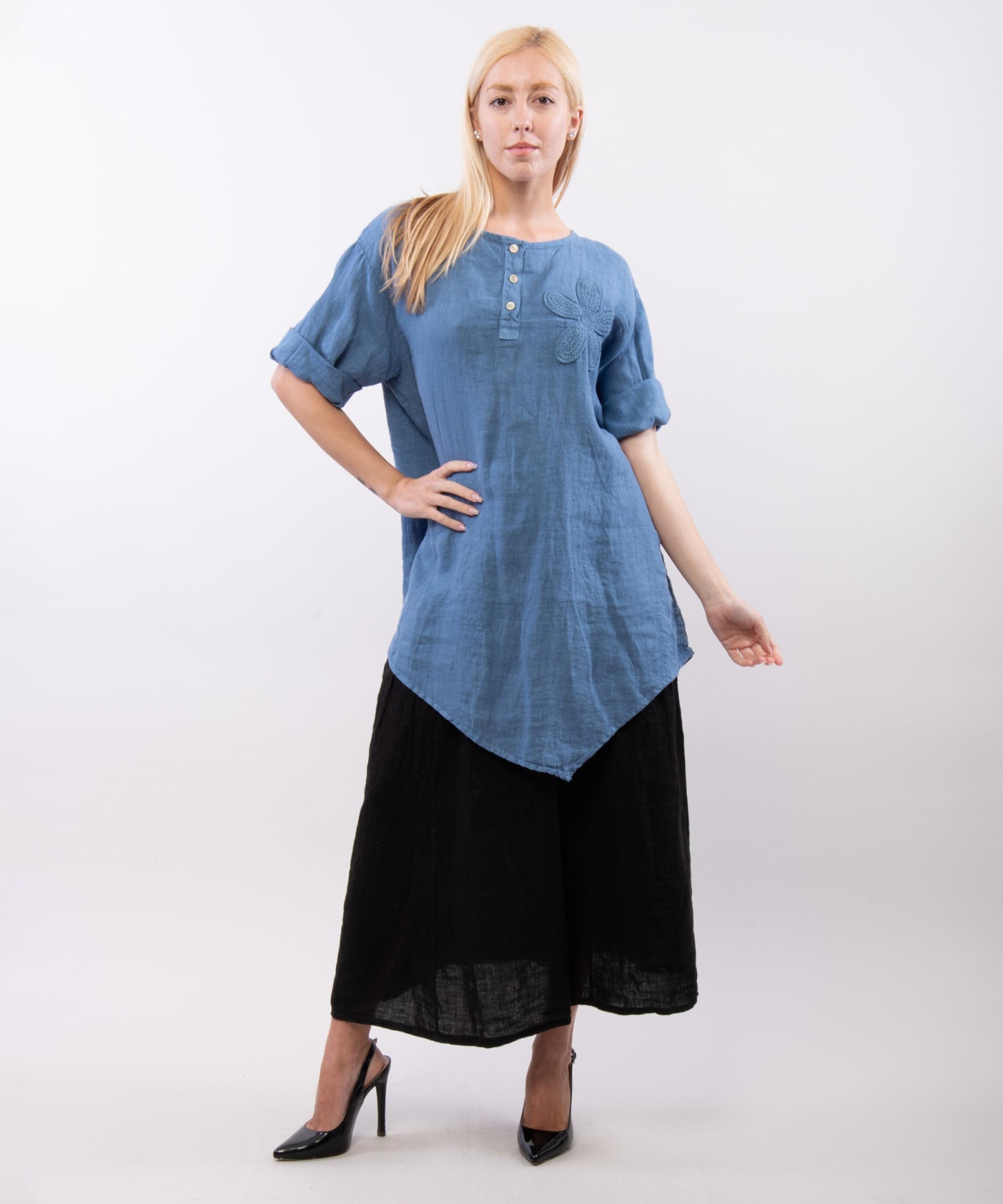 Top Lino Oversize con Ricamo