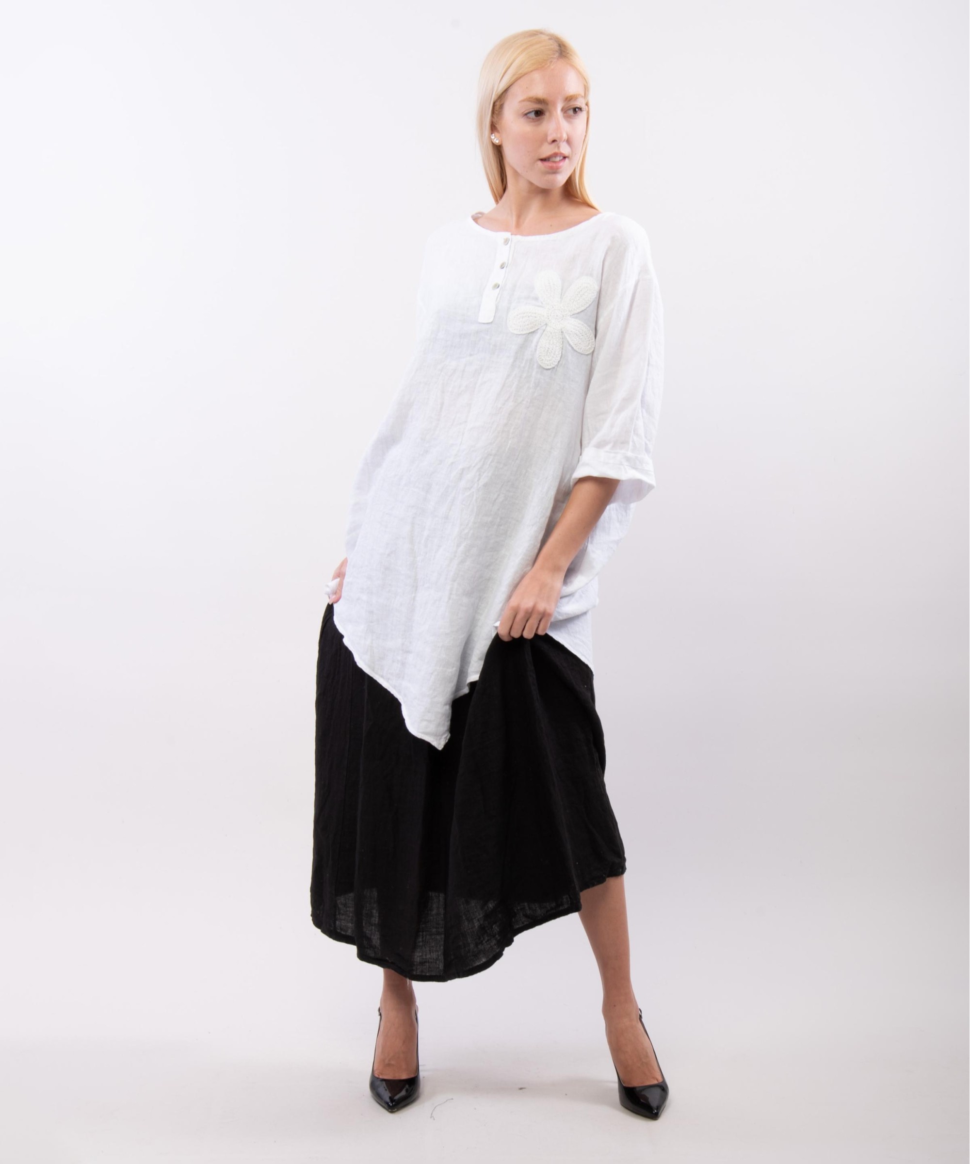 Top Lino Oversize con Ricamo