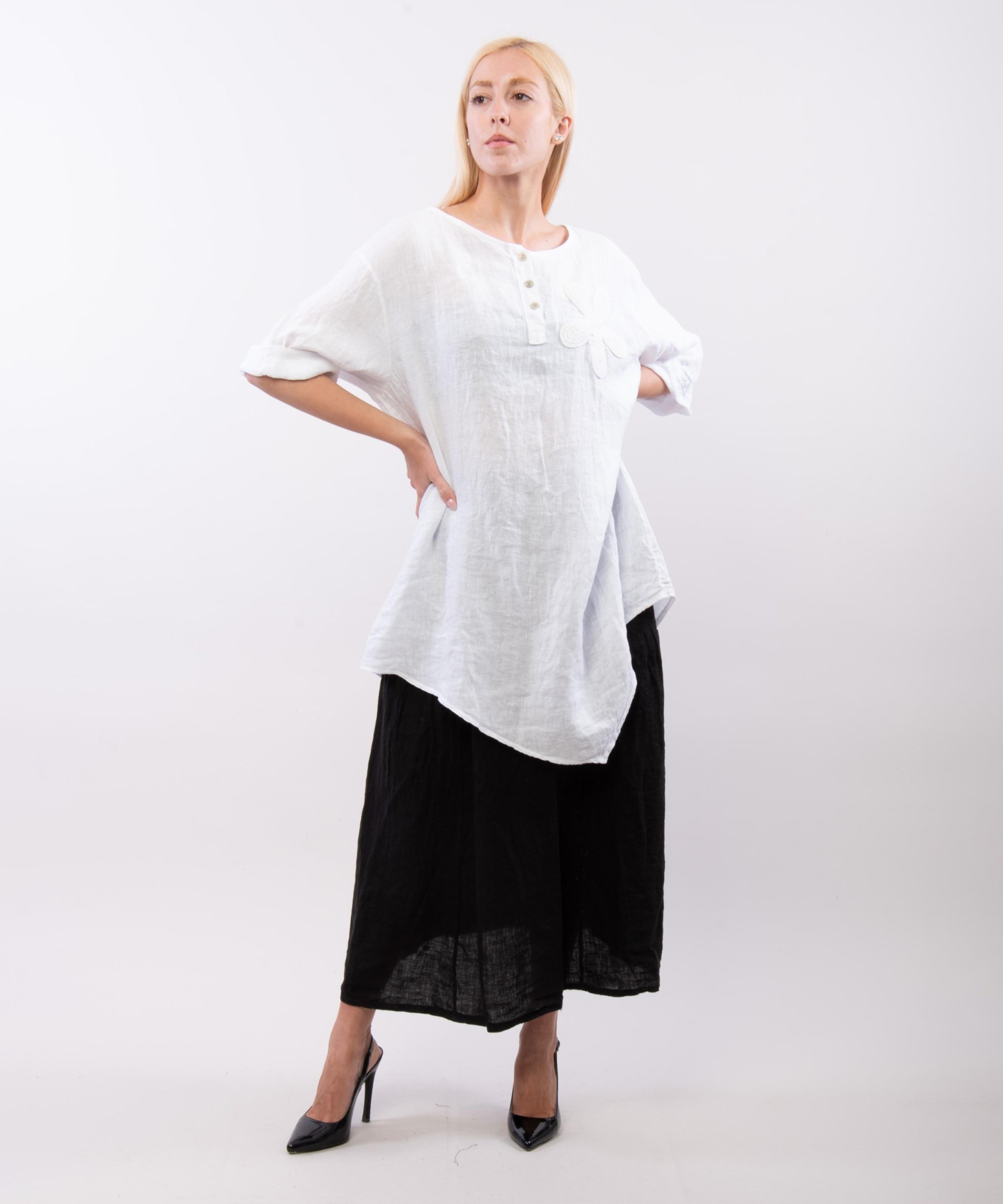 Top Lino Oversize con Ricamo