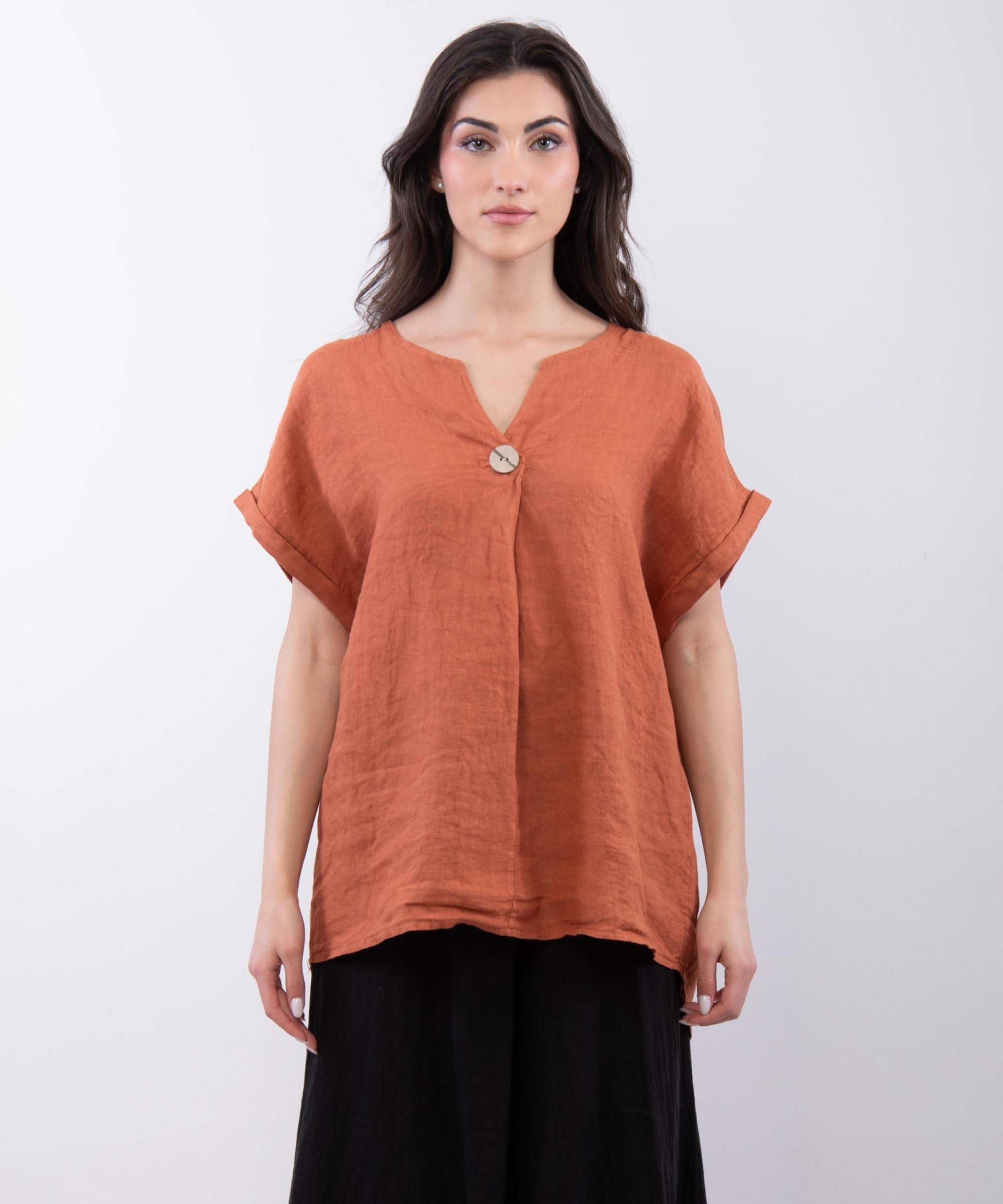 Top Lino V con Bottone
