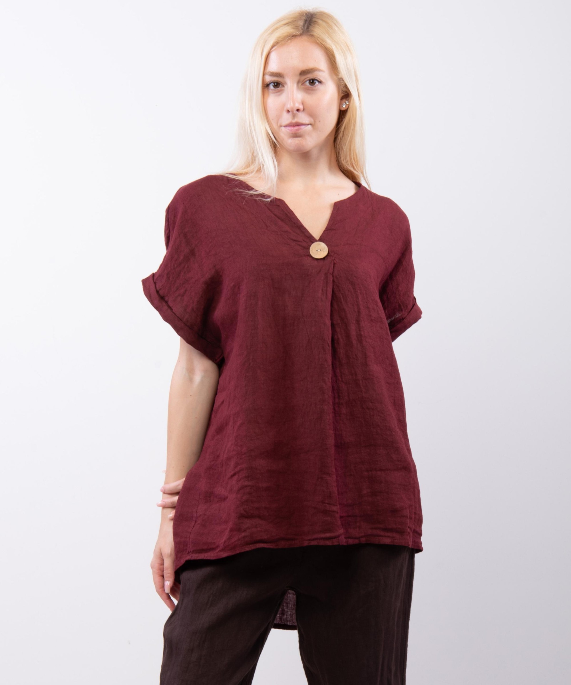 Top Lino V con Bottone