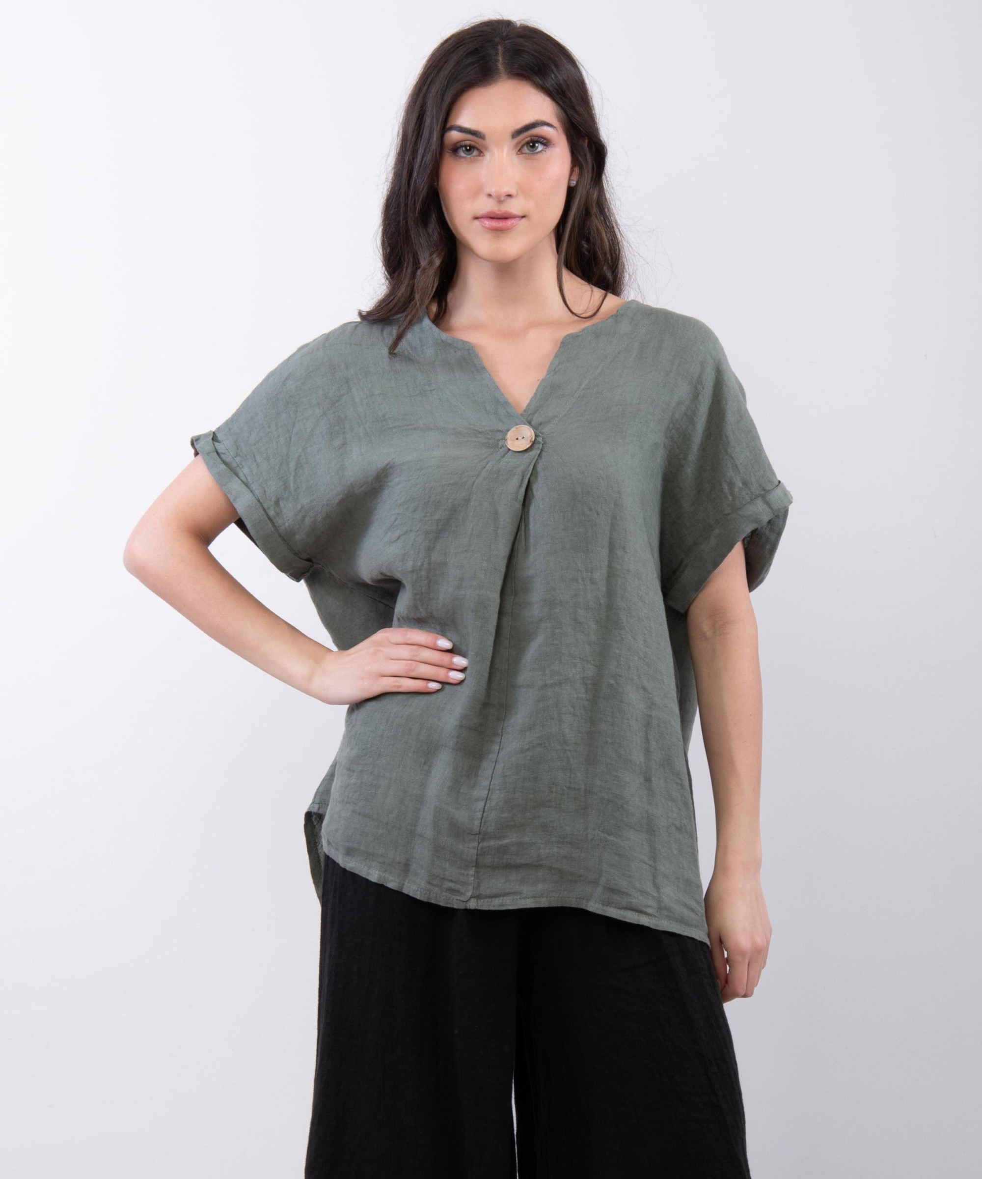 Top Lino V con Bottone