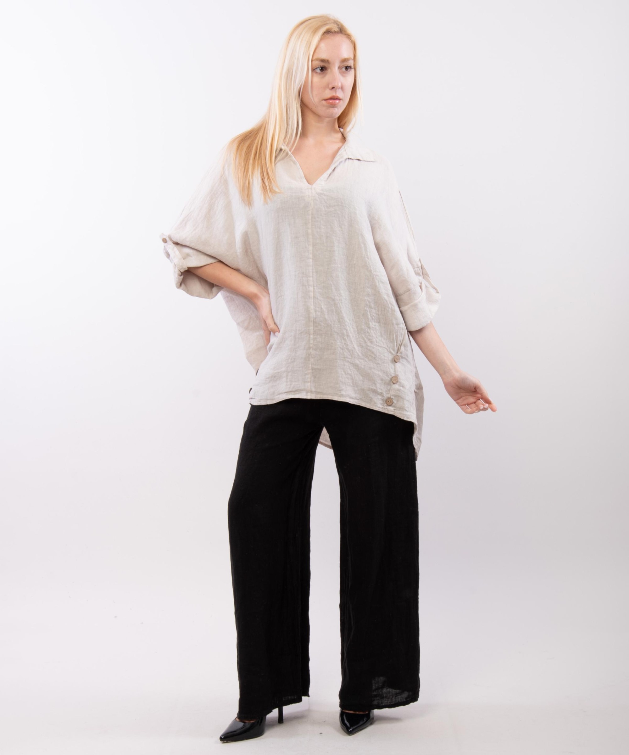 Blusa Lino Oversize V con Bottoni Orlo decorativi