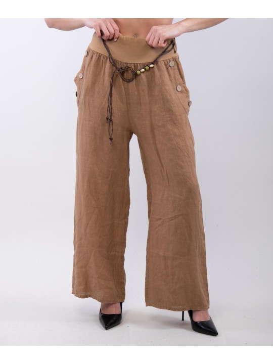 Pantalone con bottoni sulle tasche