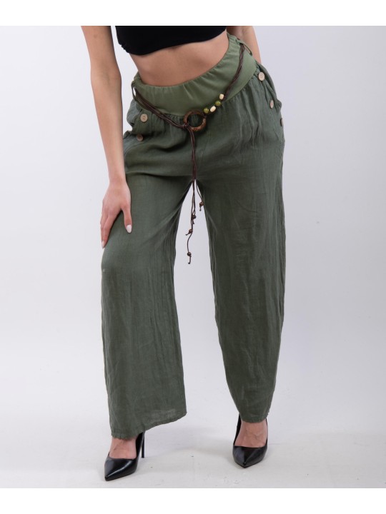 Pantalone con bottoni sulle tasche