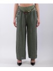 Pantalone con bottoni sulle tasche