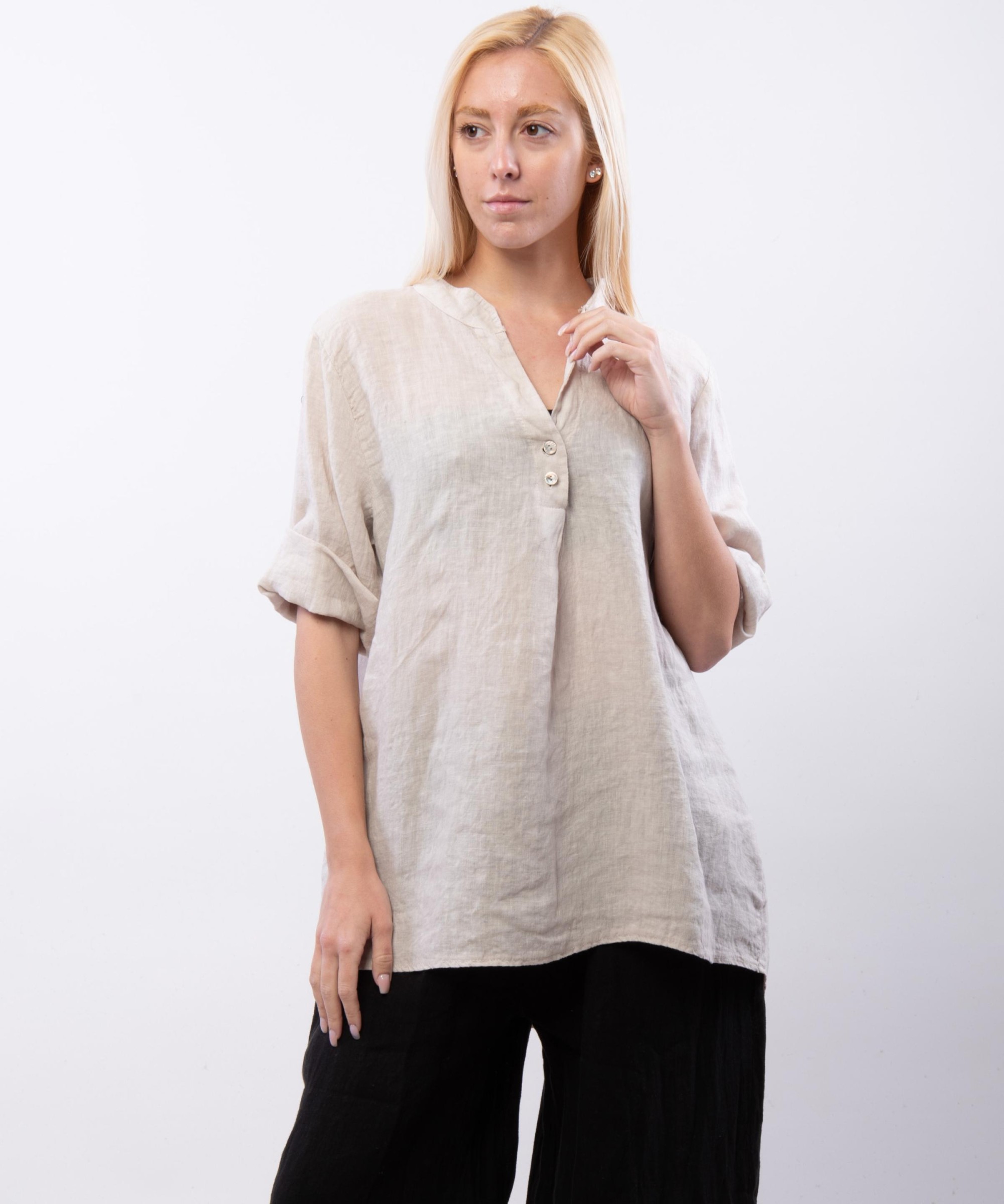 camicia collo alla coreana con due bottoni