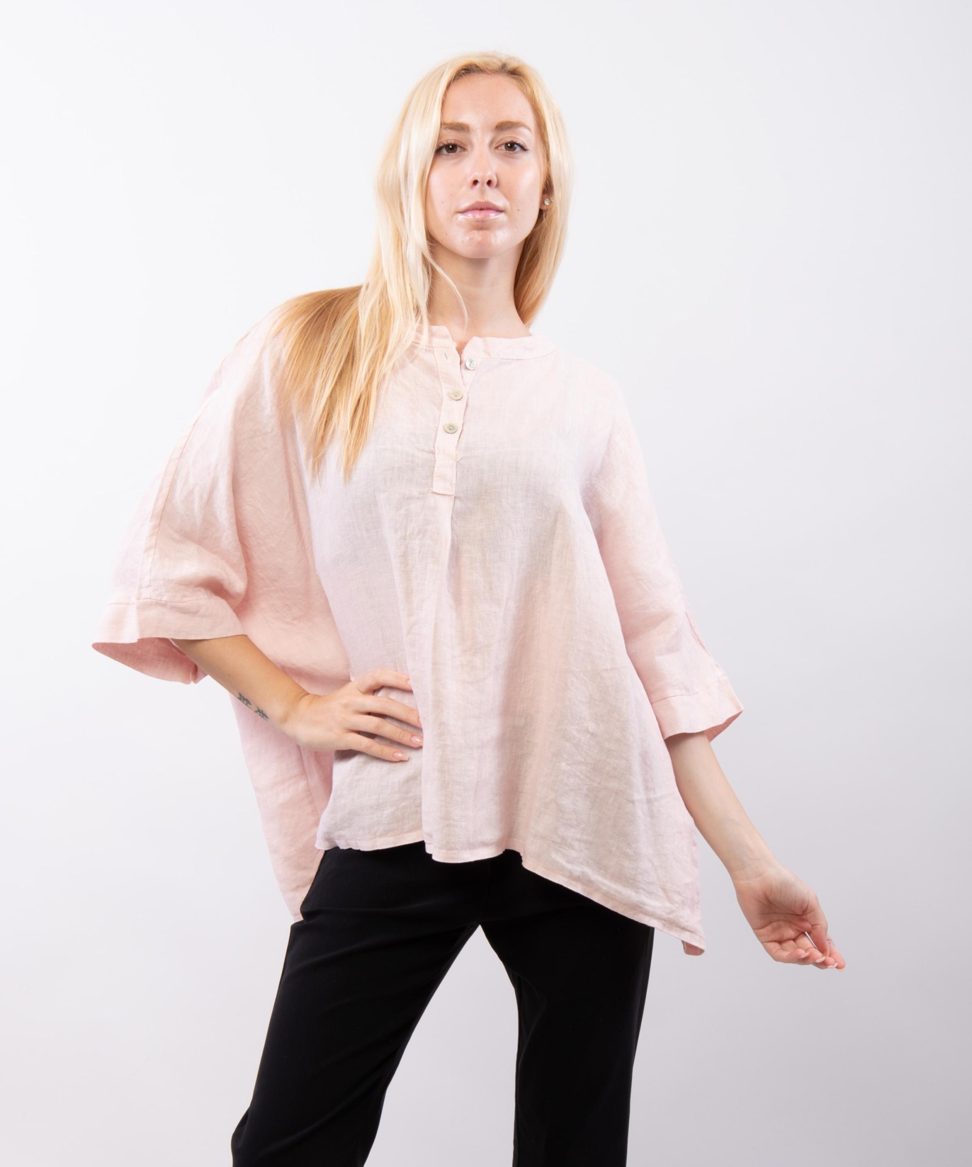 Top Lino Oversize con Bottoni