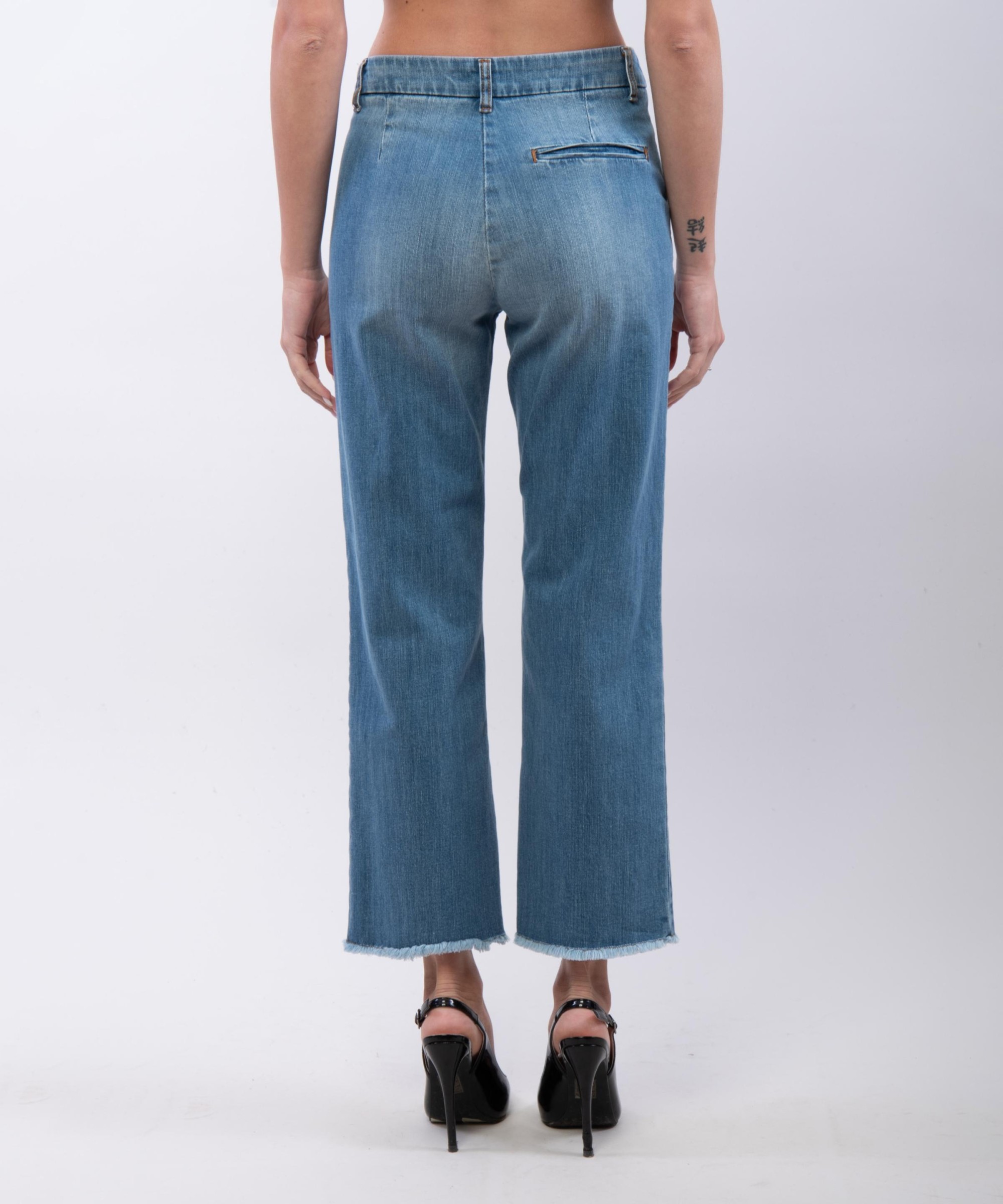 jeans con frange