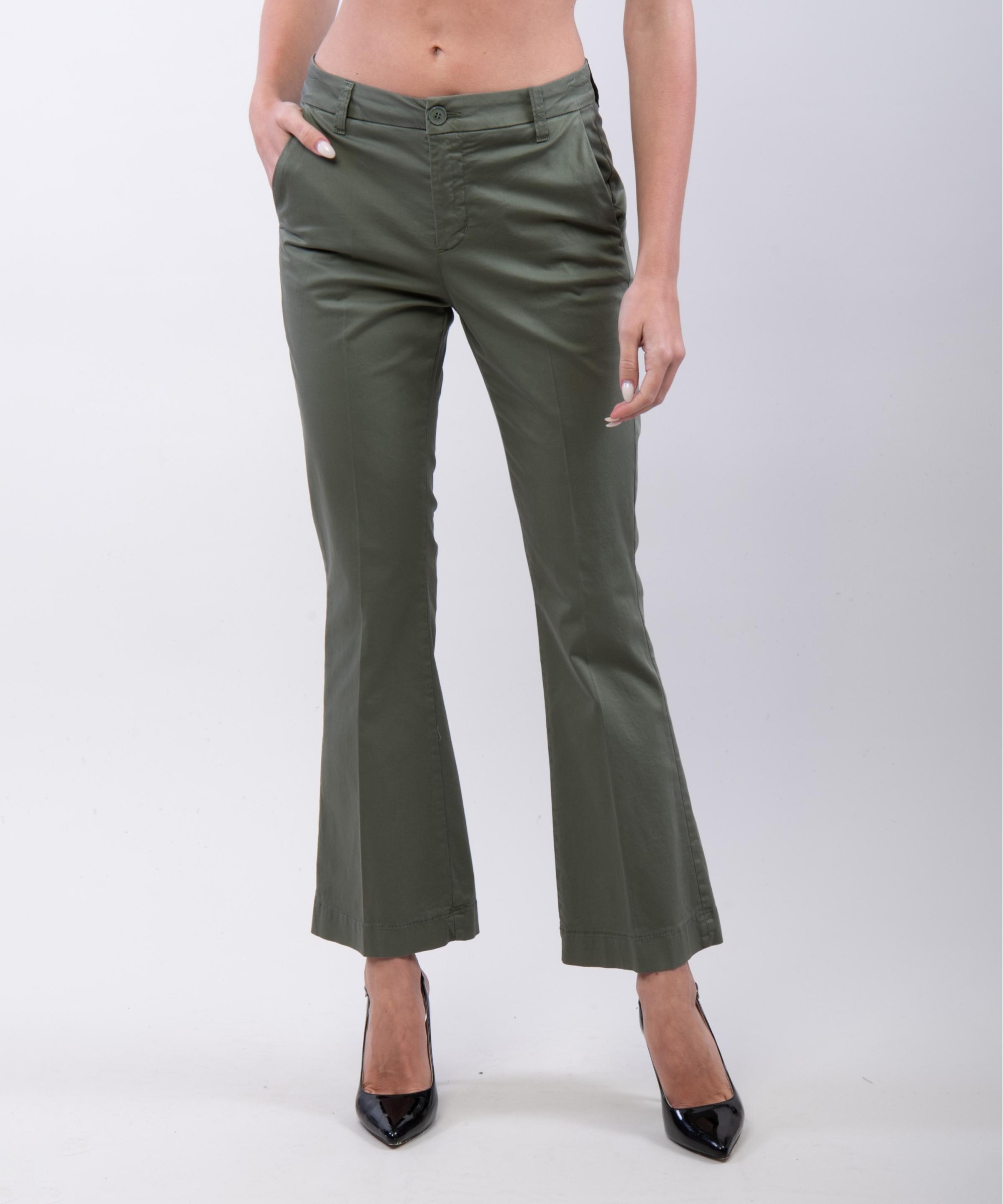 pantaloni zampa in cotone