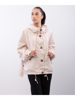 giacca vento con bottoni