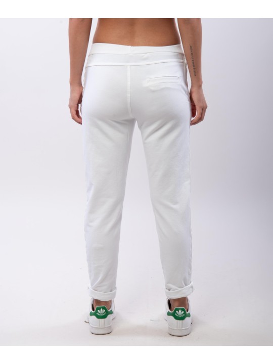Jogger con nastro di raso laterale