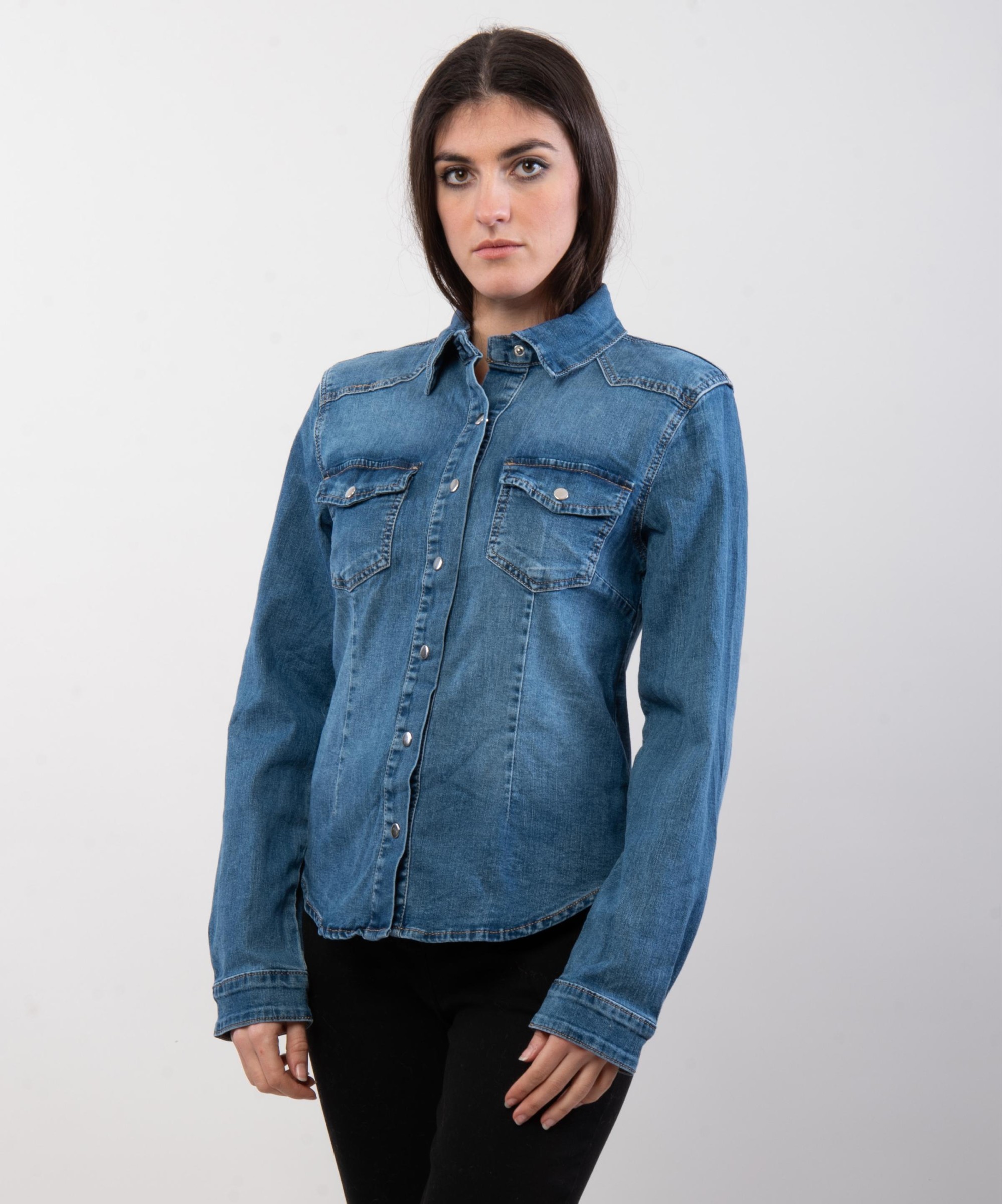 Camicia di jeans scura