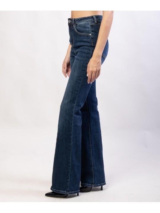 jeans a zampa lungo