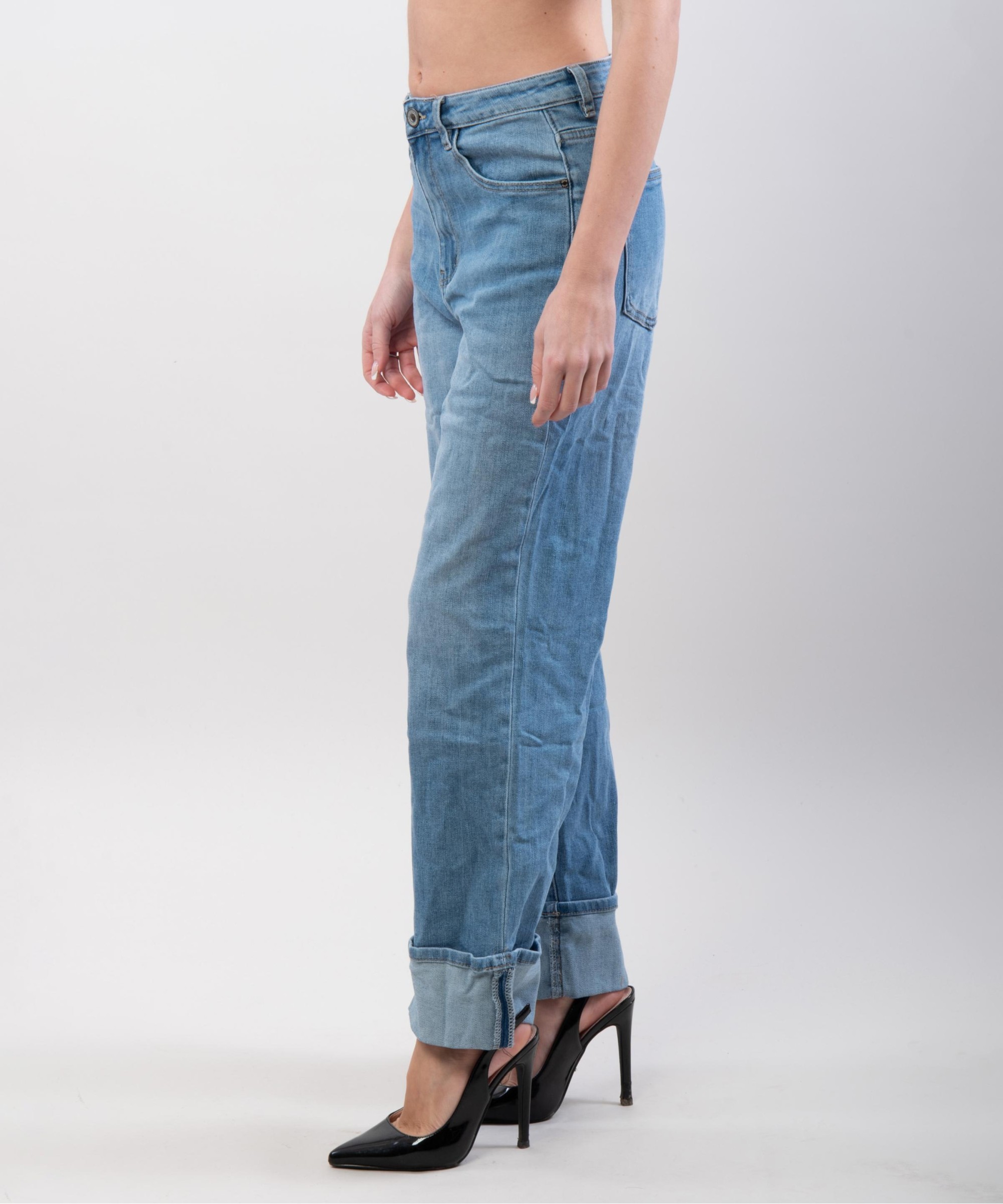 Pantaloni Jeans Culotte con Risvolto