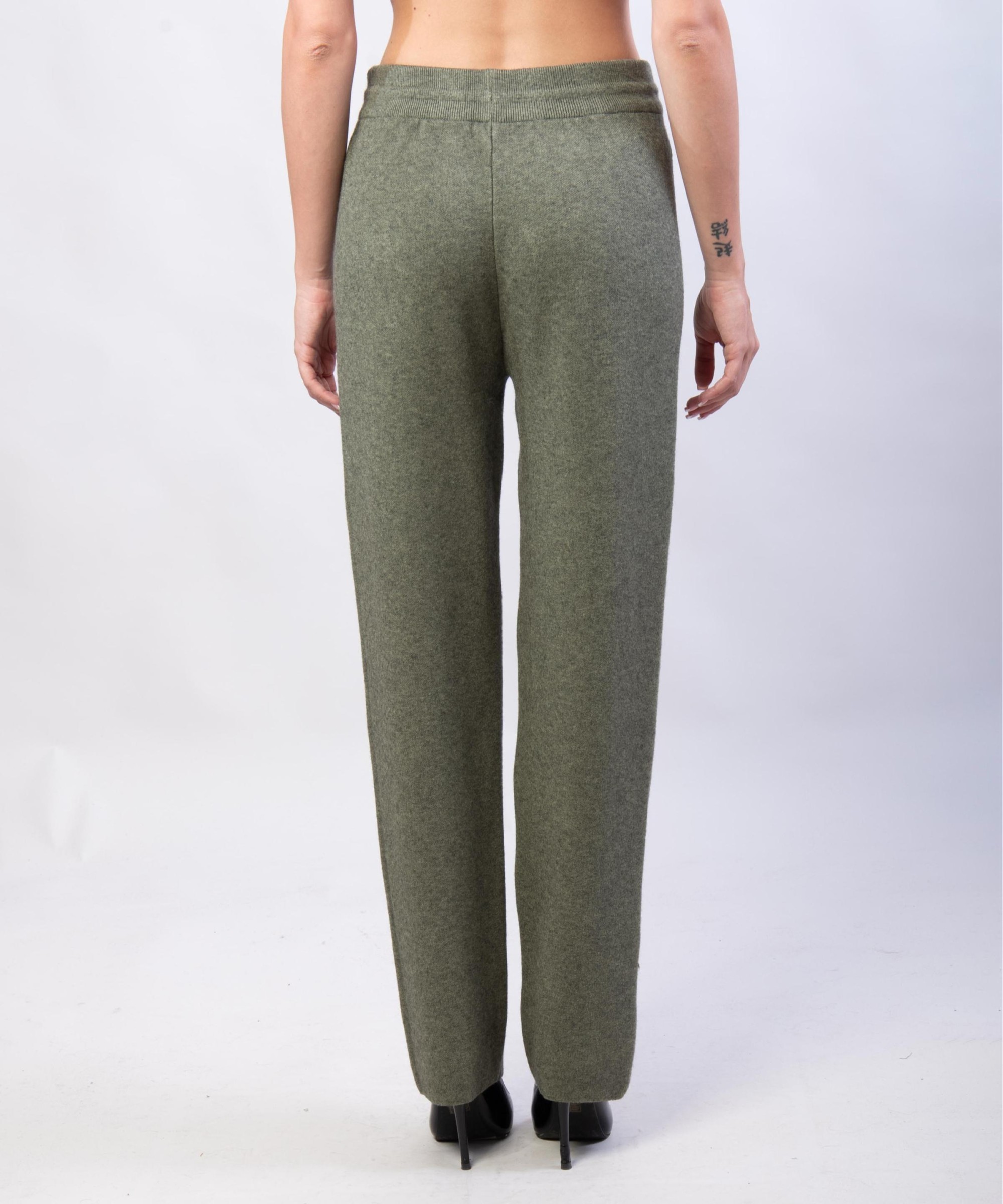 Pantaloni a palazzo in maglia