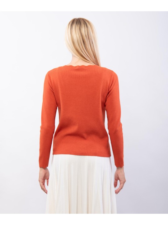 Maglione con collo e orlo delle maniche ondulate