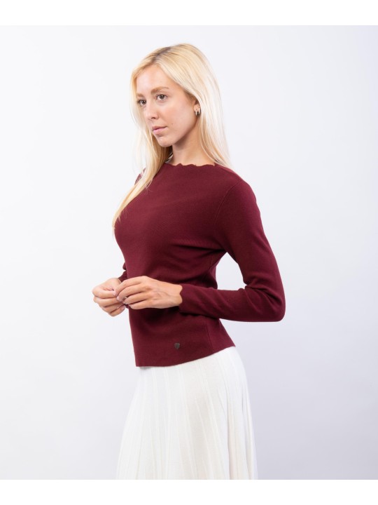 Maglione con collo e orlo delle maniche ondulate