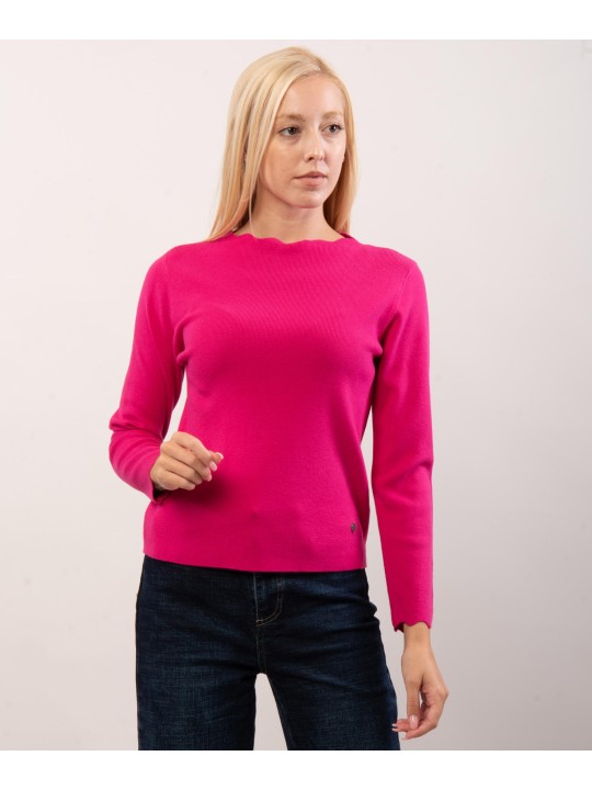 Maglione con collo e orlo delle maniche ondulate