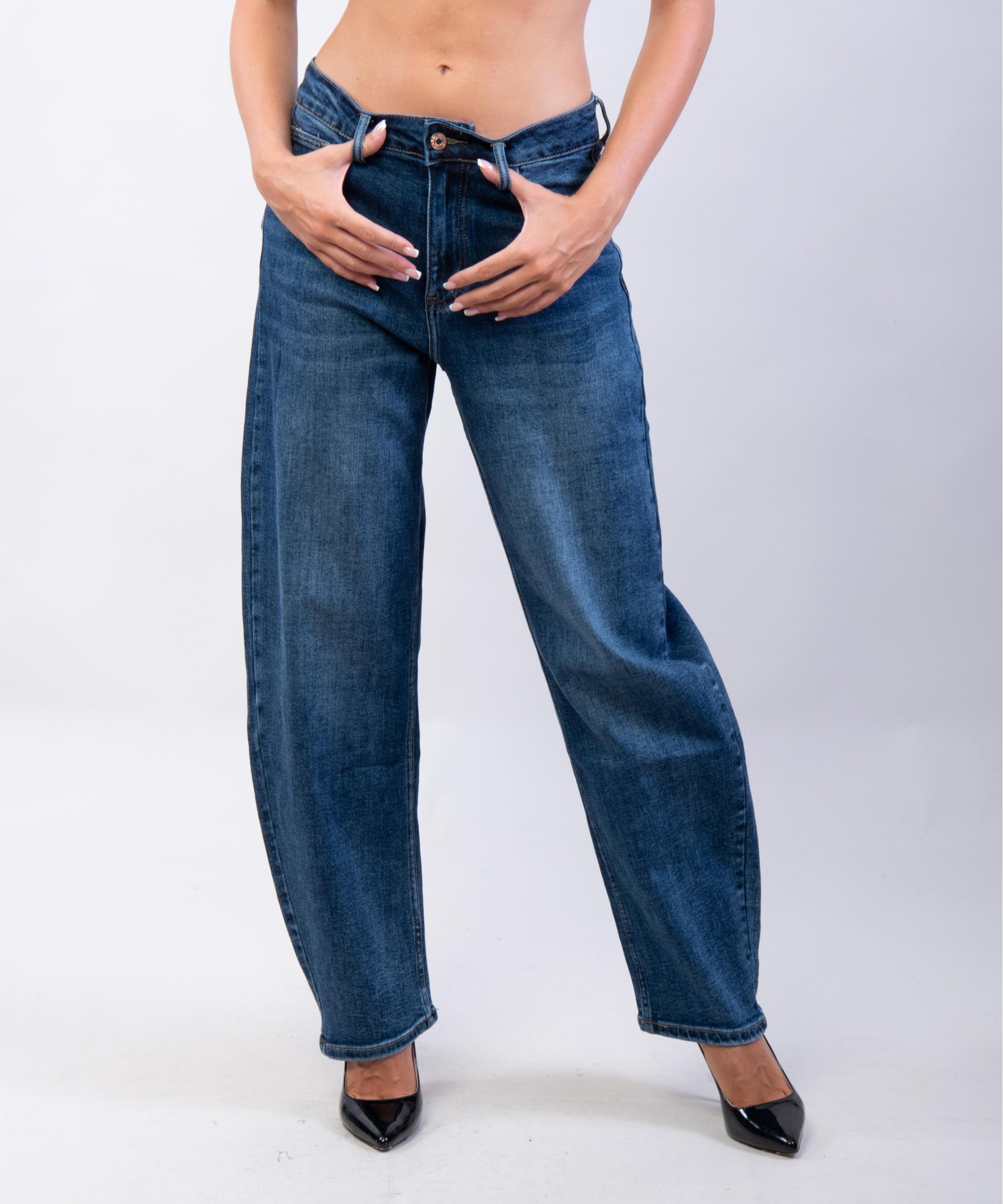 jeans taglia comoda a palloncino