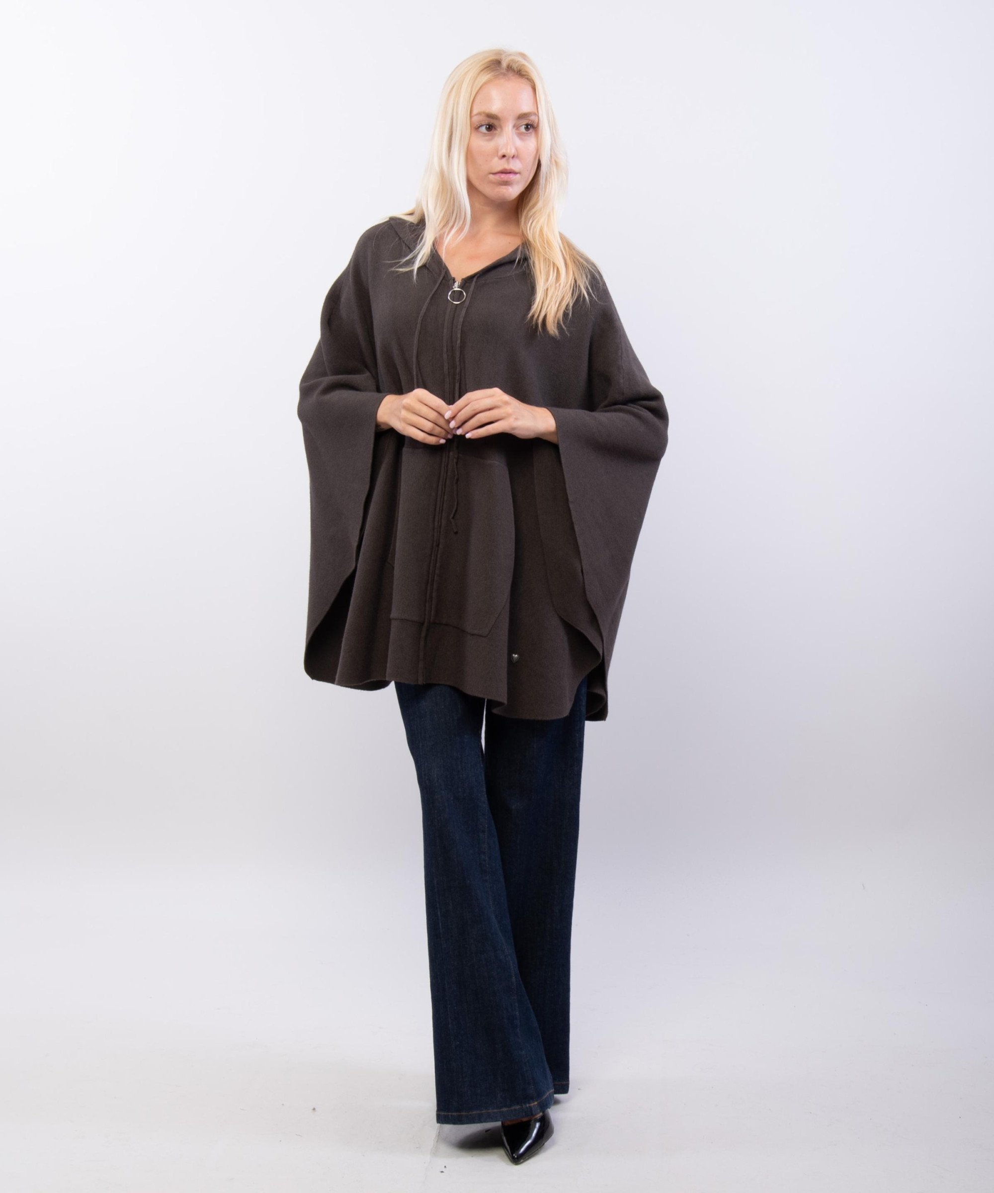 poncho con cappuccio e zip