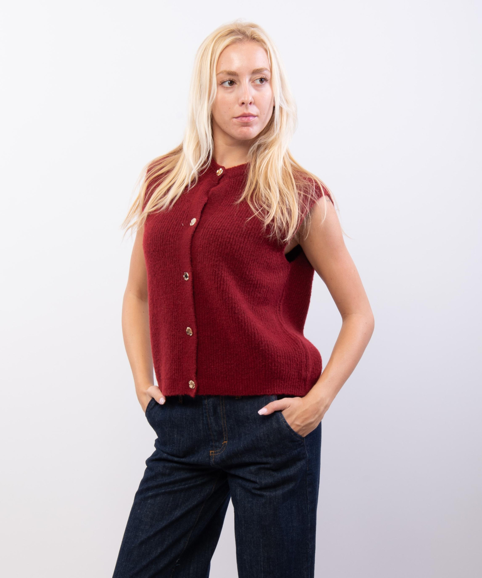 gilet aperto con bottoni