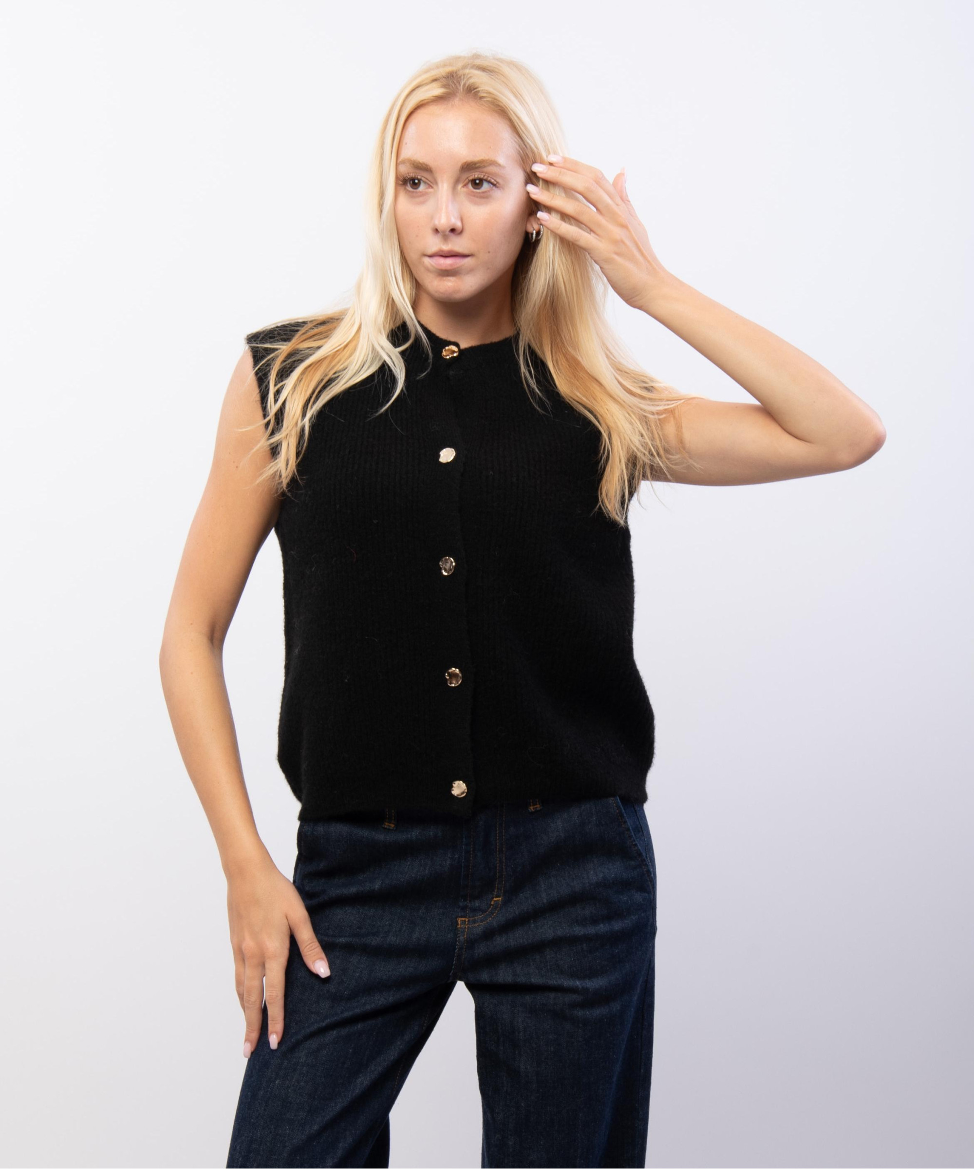 gilet aperto con bottoni