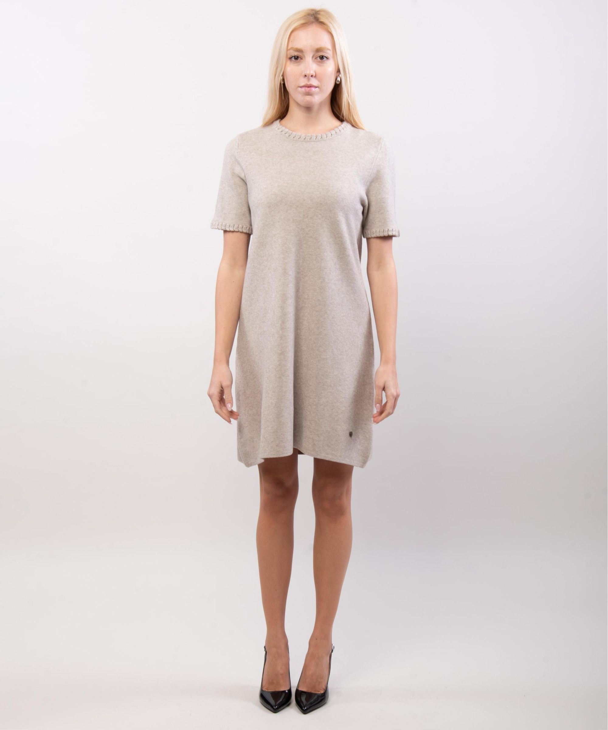 maglieria abito con dettaglio trecce