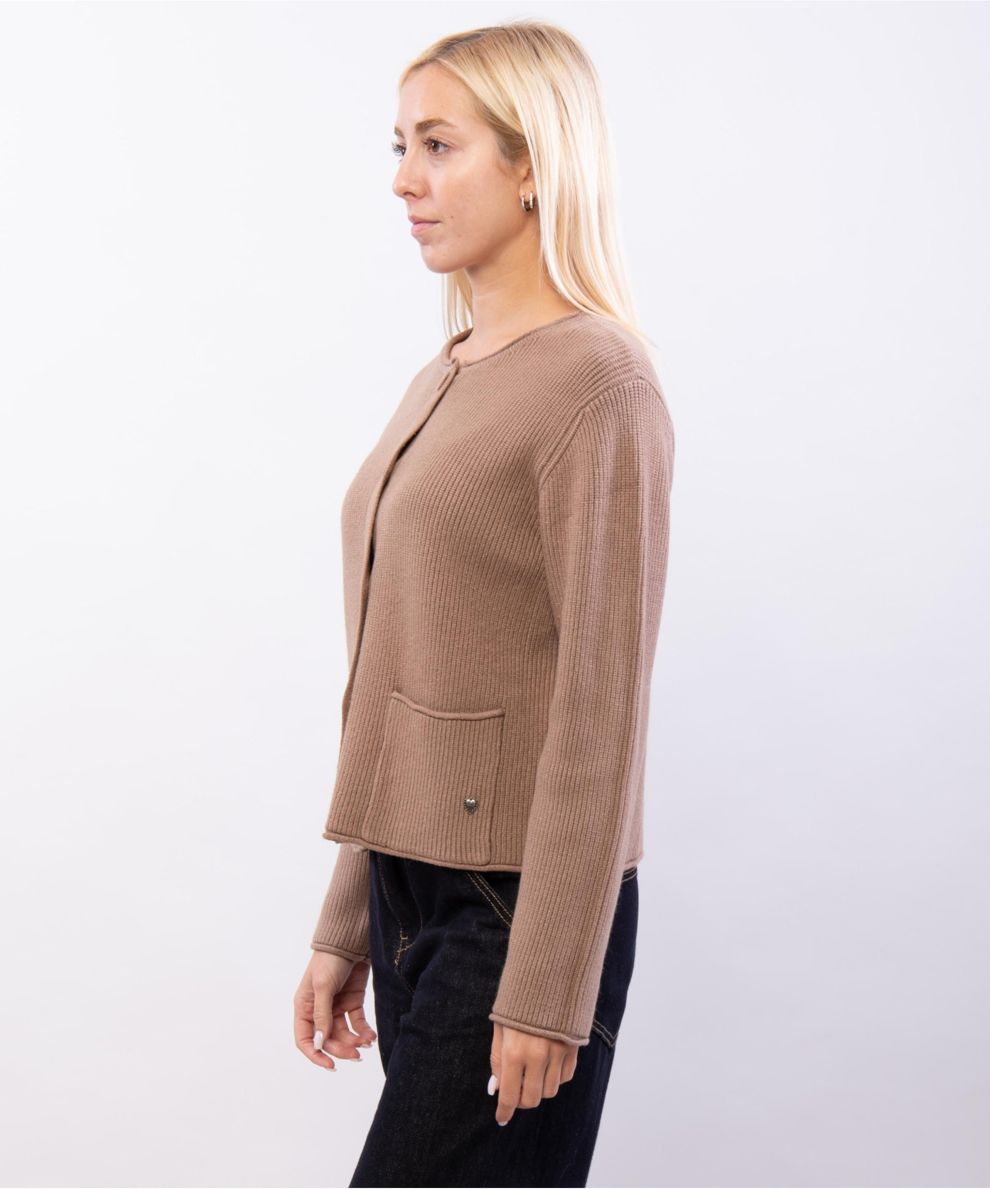 coprispalle in maglia con tasche