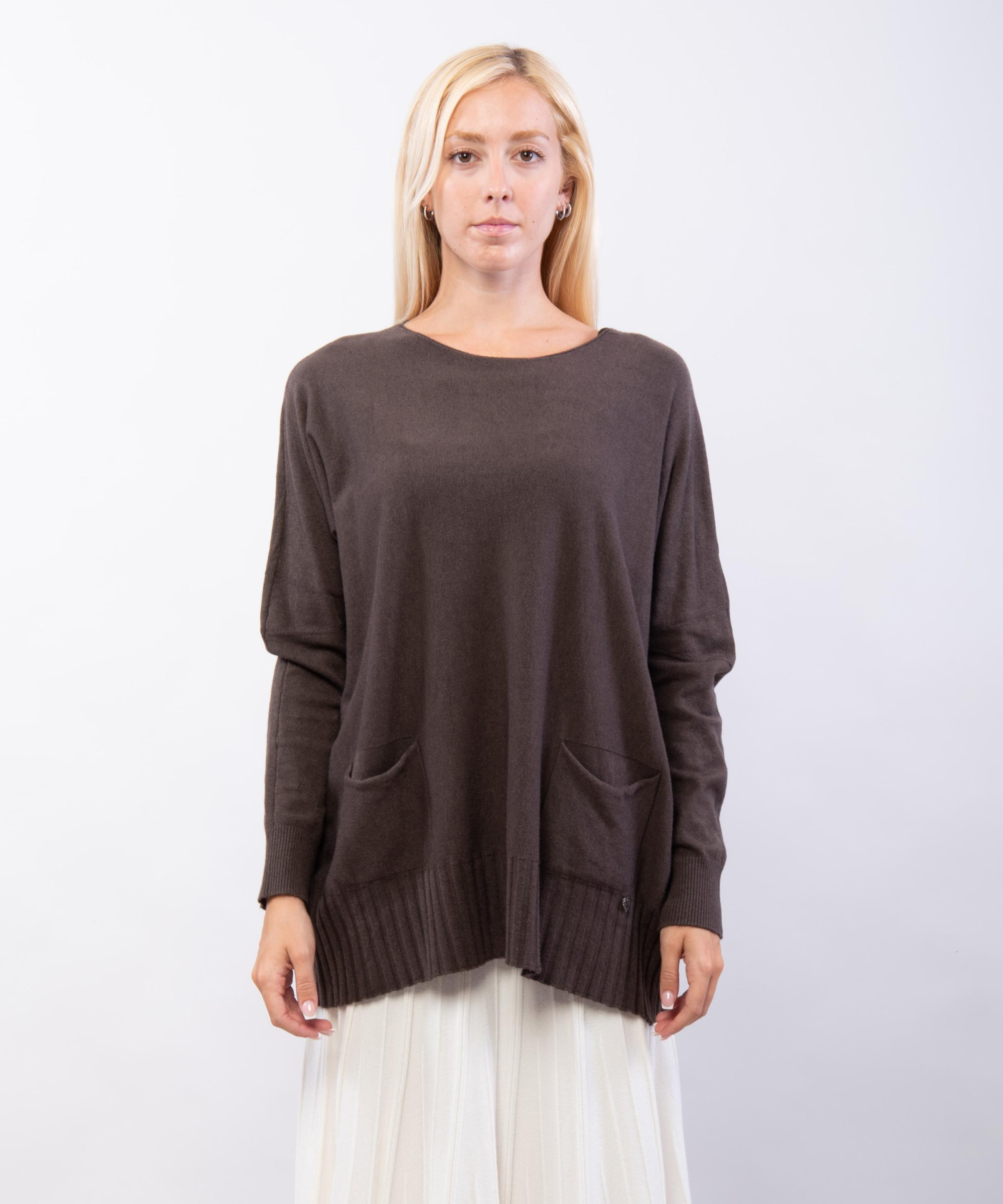 maglione basic con tasche