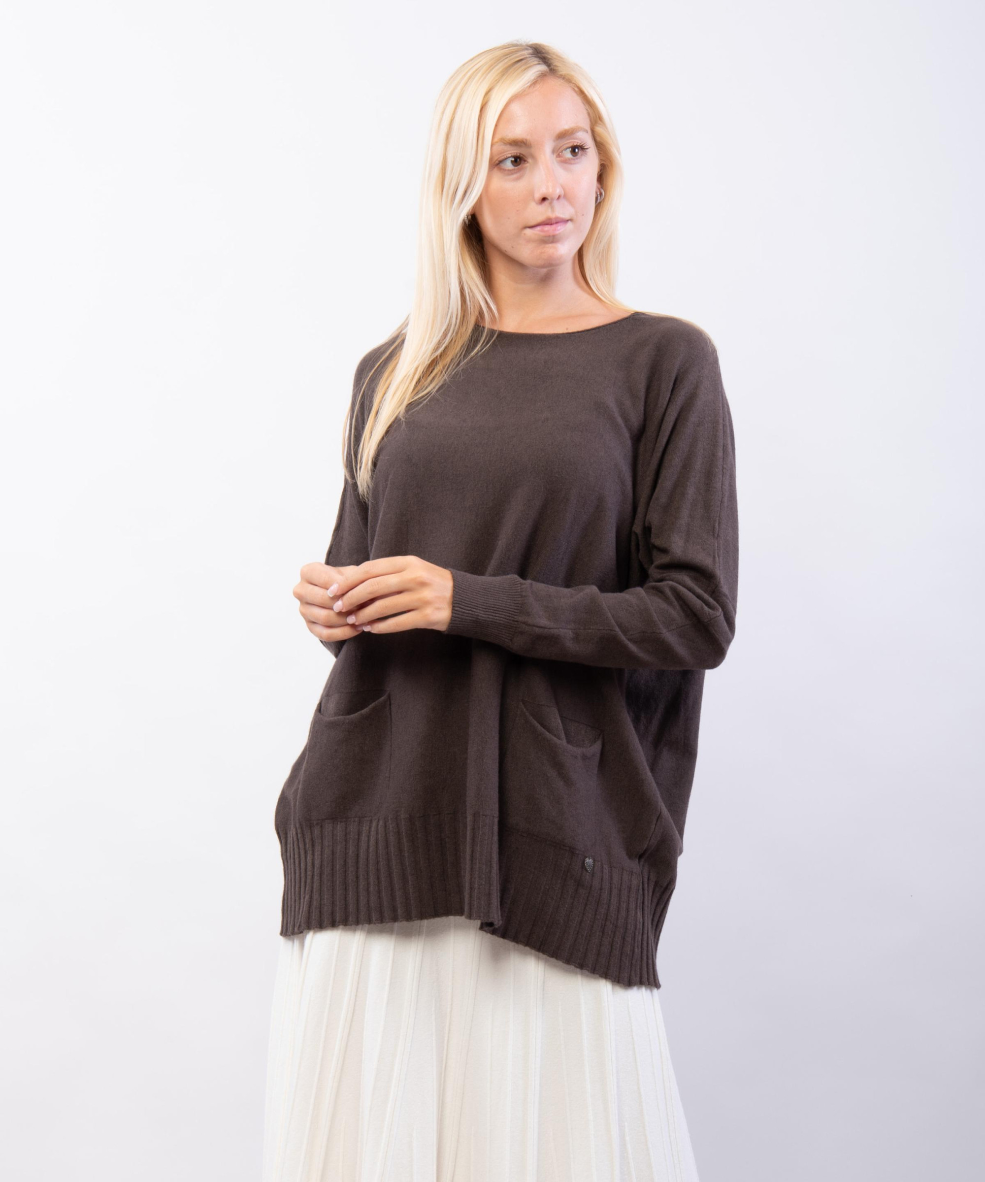 maglione basic con tasche