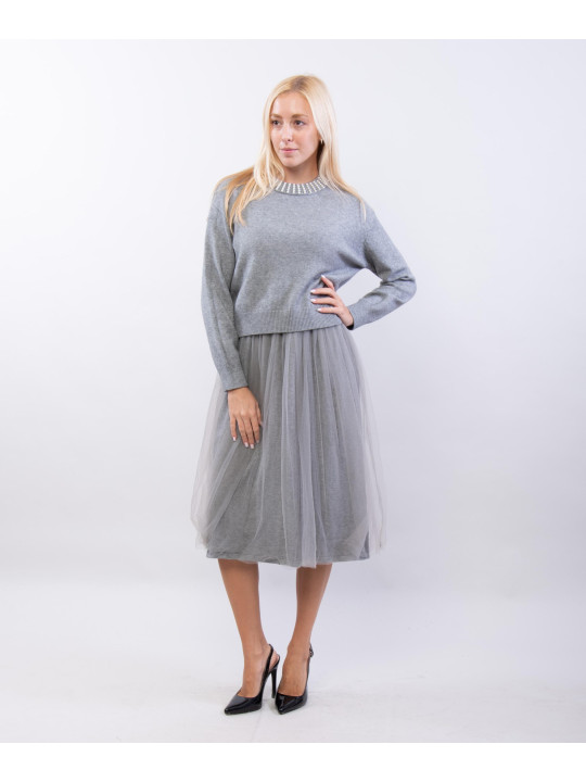 abito in maglia e tulle