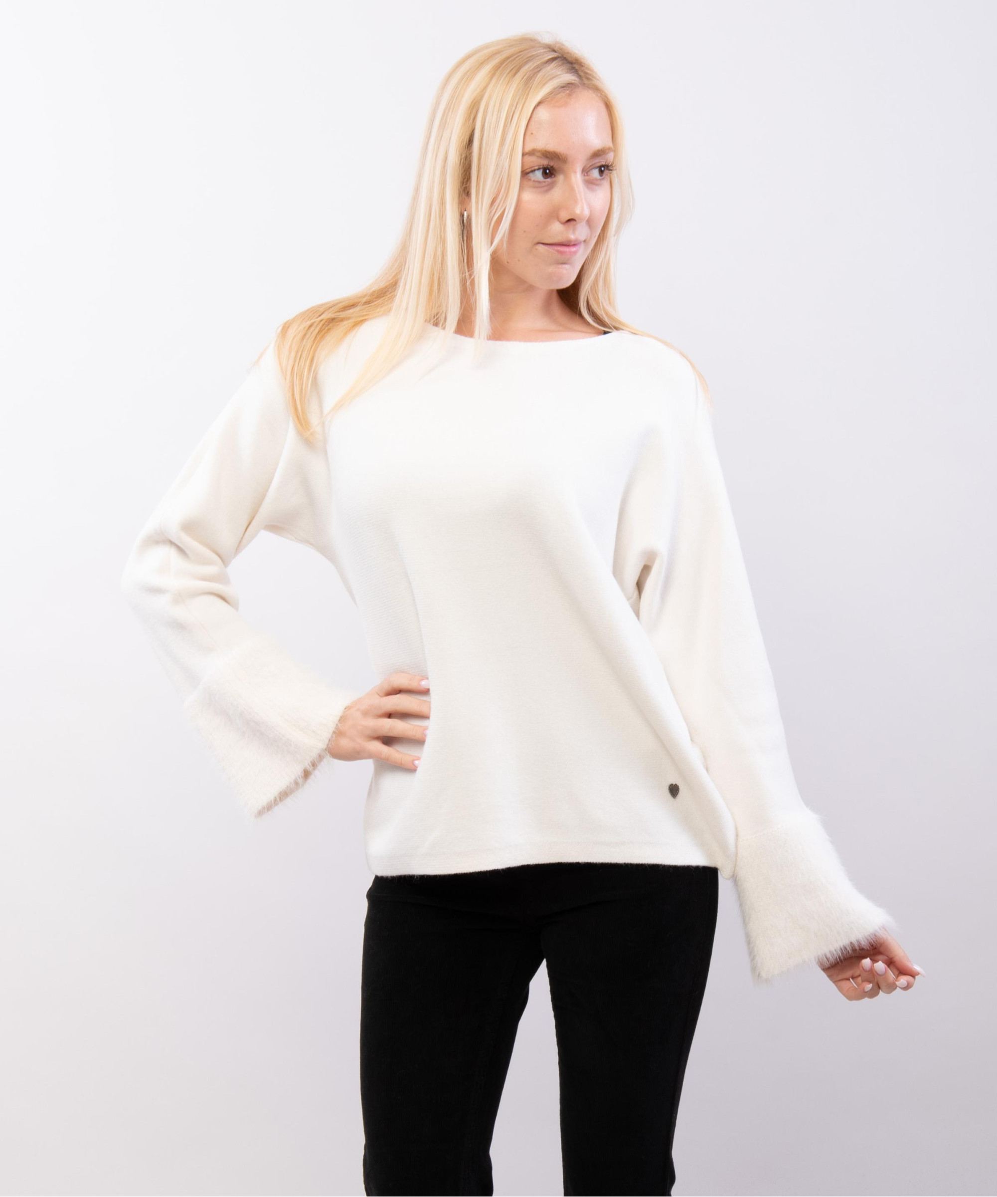 maglione con manica a pelo