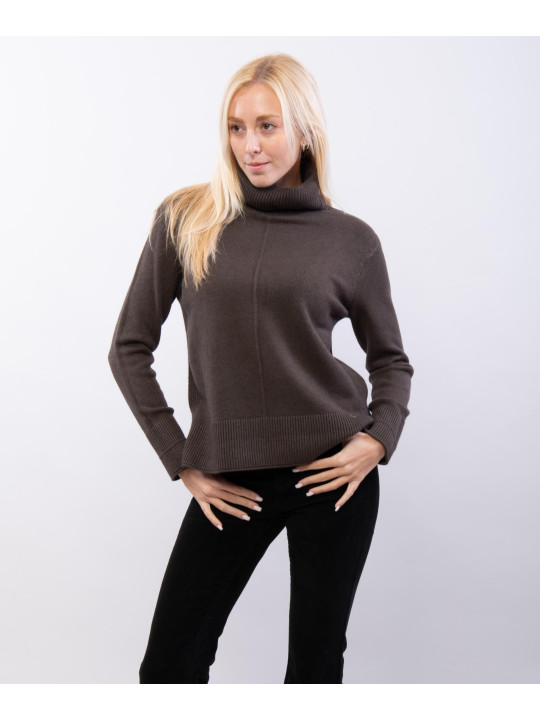 maglieria con collo alto