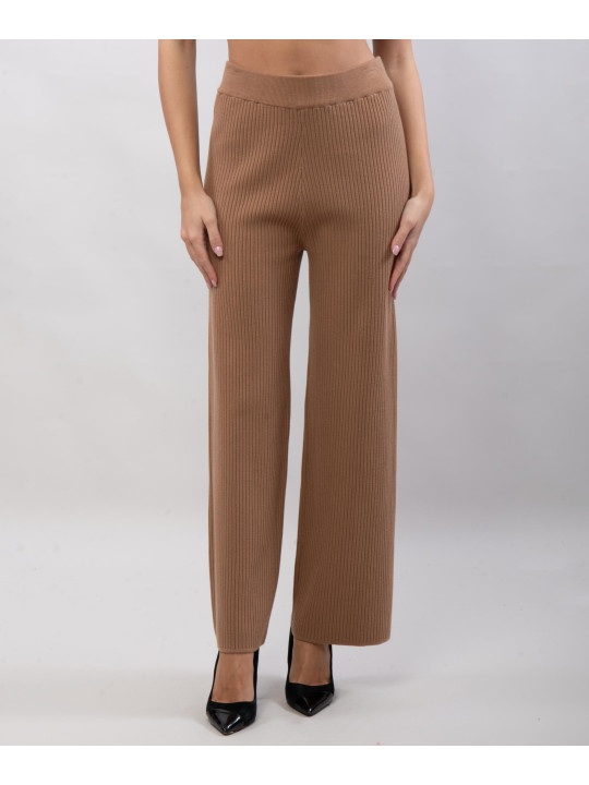 Pantaloni a coste in maglia