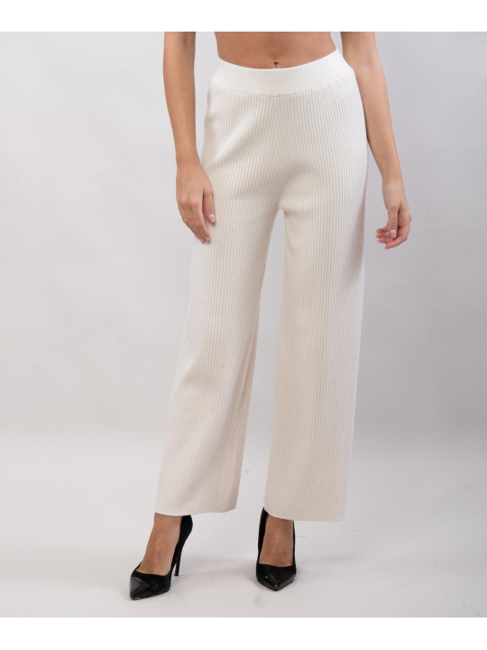 Pantaloni a coste in maglia