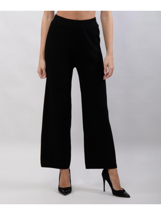 Pantaloni a coste in maglia