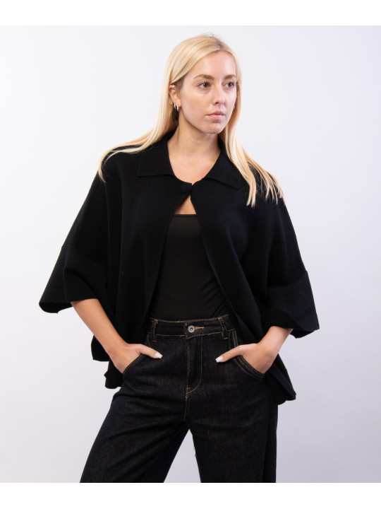 poncho in maglia con colletto